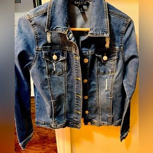 Jean jacket/ inside pockets